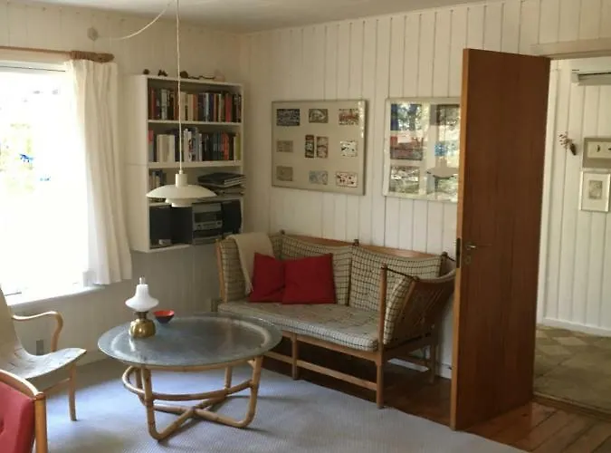 Midtvejshuset
